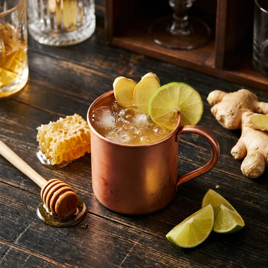 Drink de Cachaça com Mel e Gengibre — Receita da Casa